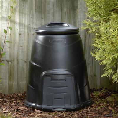 Happy May Bank Holiday! 🌼🌿 It's the perfect time to start thinking about your garden and kitchen waste. 
Don't have a compost bin? Order yours now at a VERY reduced price 👉 bit.ly/3v2qOZd and get ready for some lovely stuff in your garden! 
#letswasteless #caw24