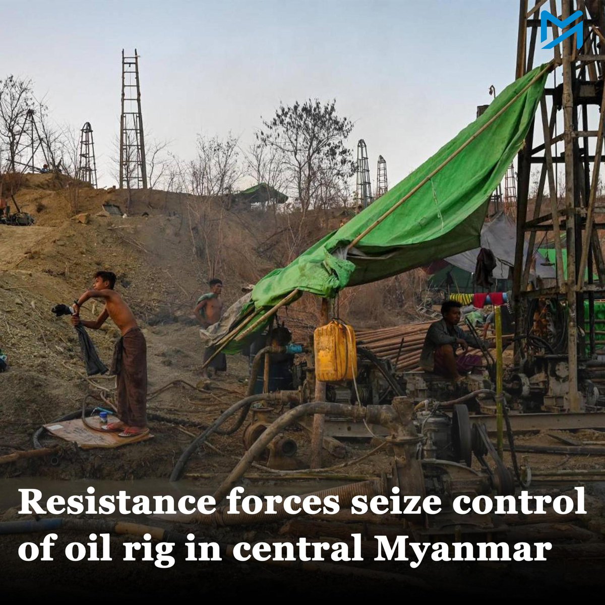 The People’s Defence Force of Myaing Township was among the groups that took over the state-owned Letpando oil rig, which has been out of operation since staff fled in 2021 Read More : myanmar-now.org/en/news/resist… #Myanmar #Myaing