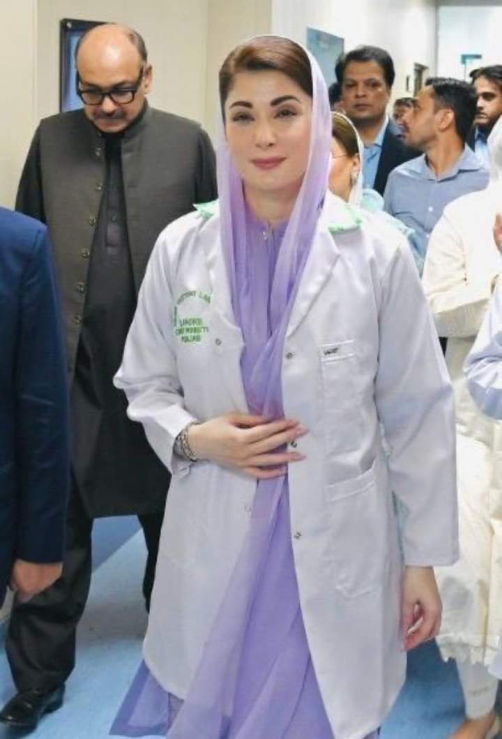 انشاءاللہ پچھلے دور میں وسیم اکرم پلس عرف بزدار بیماری پنجاب کو جو لگی تھی اور جو پنجاب کا برا حال کیا تھا اب اس کے علاج کے لیے بقلم خود ڈاکٹر مریم نواز شریف صاحبہ آگئی ہیں اب بہترین علاج ہوگا✌️