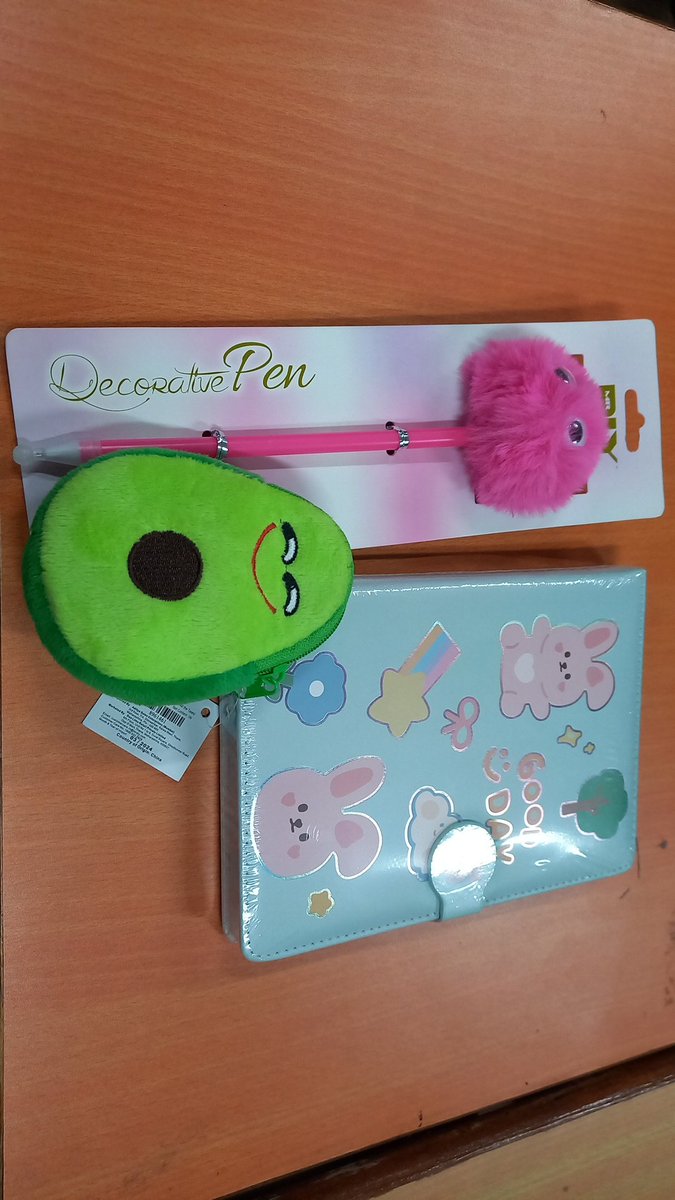 Stationery therapy>>>>>>>>>>

My friend bought these for me🥹🥹