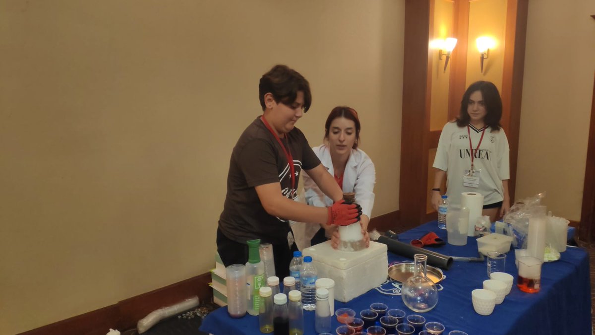 Doğa Koleji Cevizlibağ Kampüsü (@cevizlibagdoga) on Twitter photo İlham verici, eğitici ve öğretici geçen 24.
Doğa Bilim Kampında ,katılan her öğrencinin deneylerin, etkinliklerin içinde olduğu bilim dolu bir programı başarıyla tamamladık.🔬🧪👩🏻🔬🧑🔬
<a href="/DogaOkullari/">Doğa Koleji</a>
<a href="/cigdemmolla/">Dr. Çiğdem Mollaibrahimoğlu</a>
<a href="/mftufekci/">Mehmet Fatih Tüfekçi</a> İlham verici, eğitici ve öğretici geçen 24.
Doğa Bilim Kampında ,katılan her öğrencinin deneylerin, etkinliklerin içinde olduğu bilim dolu bir programı başarıyla tamamladık.🔬🧪👩🏻🔬🧑🔬
<a href="/DogaOkullari/">Doğa Koleji</a>
<a href="/cigdemmolla/">Dr. Çiğdem Mollaibrahimoğlu</a>
<a href="/mftufekci/">Mehmet Fatih Tüfekçi</a>