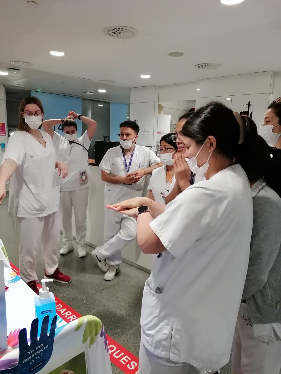 Urgències <a href="/HospitalSantPau/">Sant Pau - Campus Salut Barcelona</a> es suma al Dia Mundial de la Higiene de Mans #handhygiene