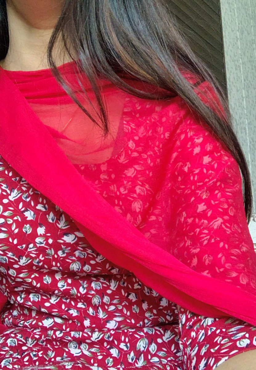 Vibes with red 💕