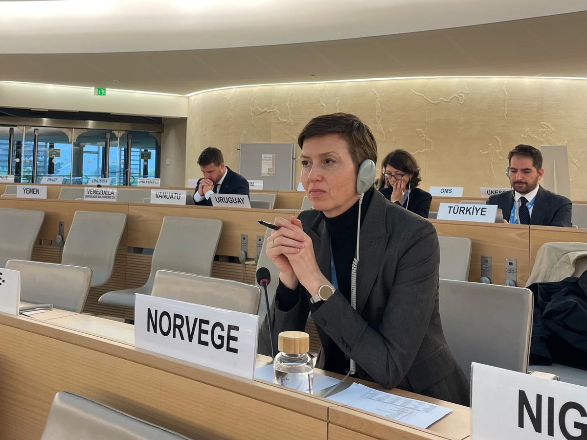 #UPR46:🇳🇴welcomes Slovakia’s🇸🇰 commitment to #HumanRights and recommends:
1⃣Ratify the @coe #IstanbulConvention on preventing and combatting violence against women
2⃣Protect the Roma population against discrimination
3⃣Ensure protection of LGBT+ persons
👉bit.ly/3UsCM74