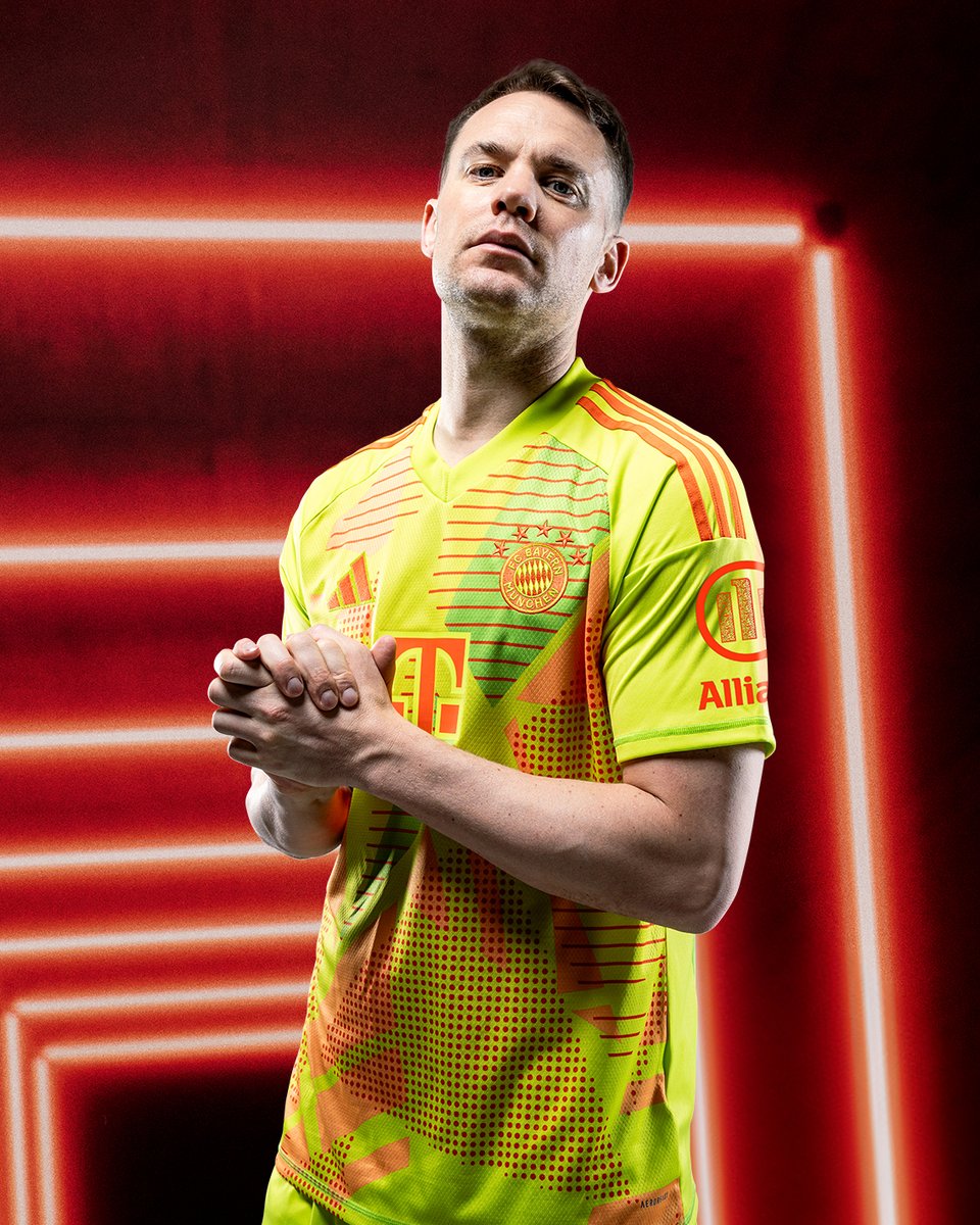 For all the keepers out there 🧤 Our new 2024/25 goalkeeper shirt is here! 🟡 🔗 fc.bayern/Goalkeeper_Shi… #MiaSanMia