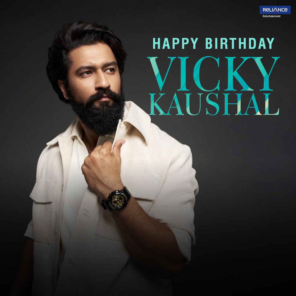 The heartthrob who always delivers vigorous performances! Here's wishing @vickykaushal09 a very happy birthday.