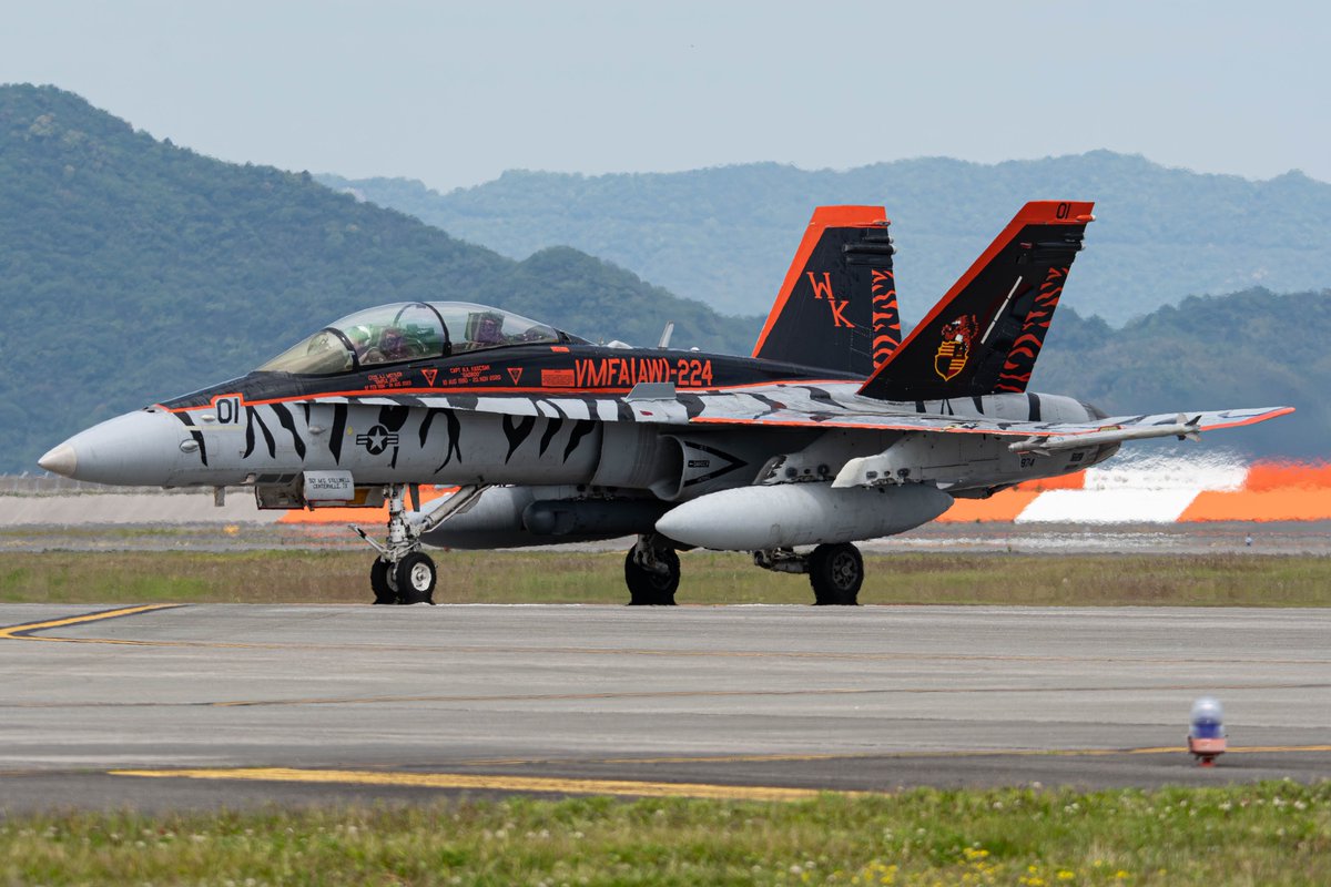 2024 5/5 RJOI
MCAS Iwakuni FD24
MAGTF DEMO

WK01を使用してのMAGTF DEMO最高でした。

U.S. Marines
VMFA(AW)-224 'Fighting Bengals'
F/A-18D 164874 WK01