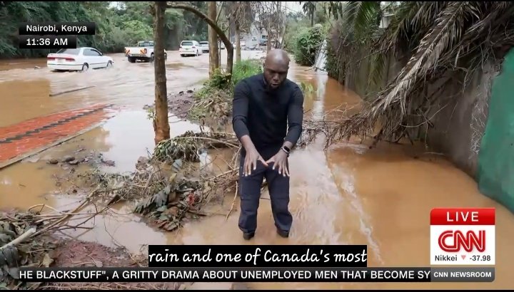 Larry Madowo shows the world how Runda is flooded. One of Nairobi's most expensive neighborhoods.