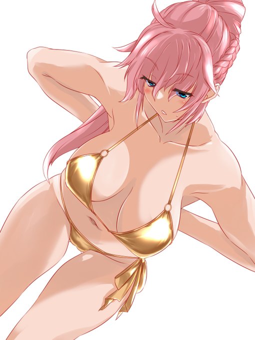 Д◎) ゆうシグナム「主…この黄金色のビキニはなんなのです?」は「似合ってるでシグナム!!!」
#GW最終日 