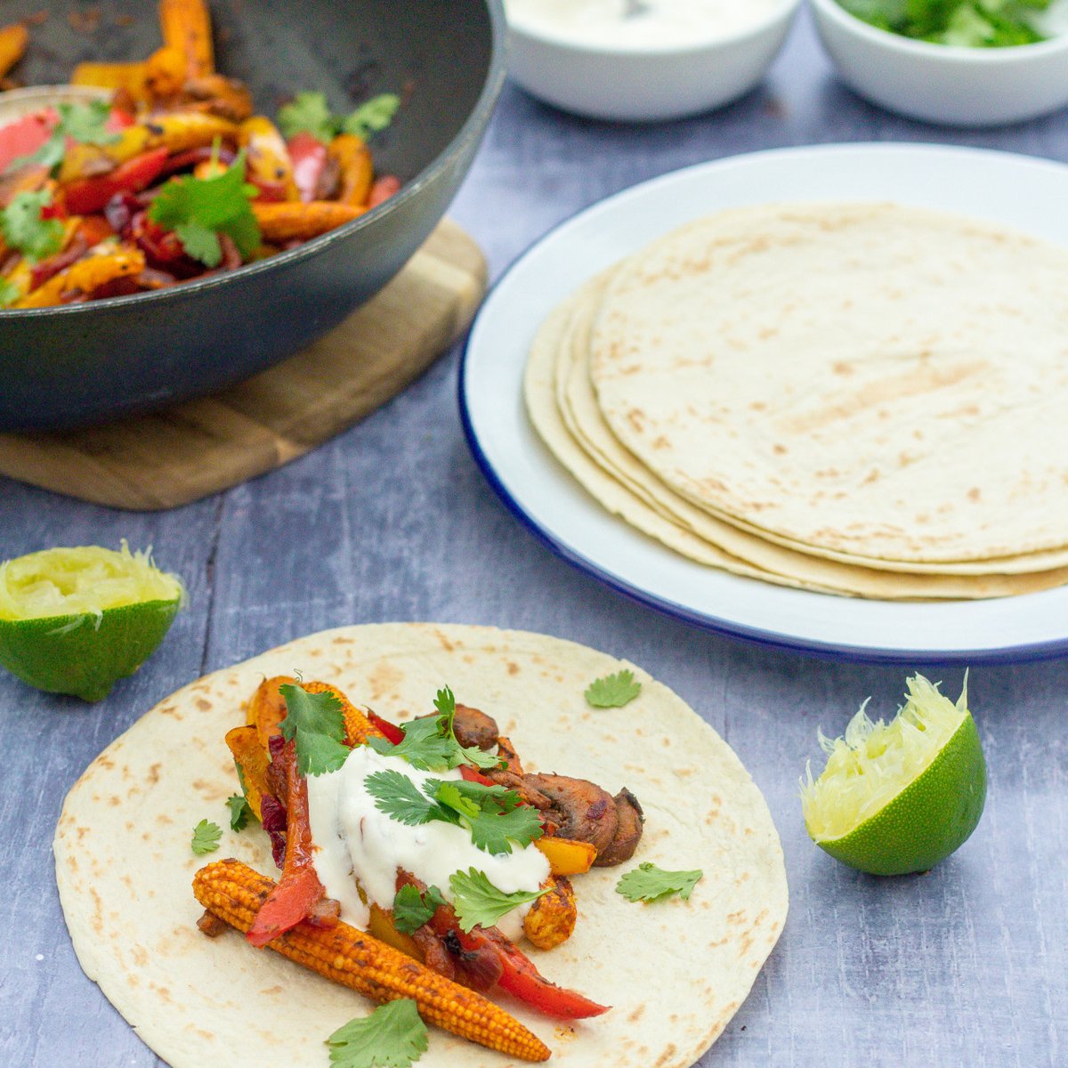 Quick, easy and suitable for vegetarians, these Easy Vegetable Fajitas are perfect for busy days…and for getting a little bit closer to that all important #5aday! bit.ly/2IZvRwh

#vegetablefajitas #fajitas #vegetarian #veggie #tortillas #babycorn #mushrooms #peppers