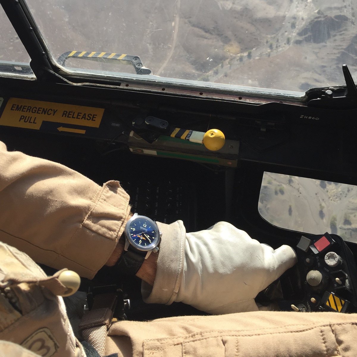 A Bremont Royal Navy Fleet Air Arm Watch spotted in it’s natural environment… This bespoke and limited production timepiece is available to Royal Navy Fleet Air Arm only. For more information contact: military@bremont.com #Bremont #RoyalNavy #watches #RNFAA