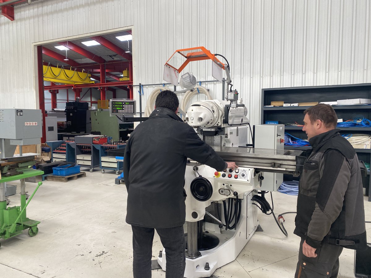 DidelonMO's tweet image. 📢 𝐑𝐄́𝐂𝐄𝐏𝐓𝐈𝐎𝐍 𝐓𝐄𝐂𝐇𝐍𝐈𝐐𝐔𝐄 𝐅𝐑𝐀𝐈𝐒𝐄𝐔𝐒𝐄 𝐃&apos;𝐎𝐂𝐂𝐀𝐒𝐈𝐎𝐍 𝐇𝐔𝐑𝐎𝐍 type MU5 avec variateur  dans le département 17 📍✔

👉 Merci à notre client FEMO II pour sa confiance.

#vente #fraiseuse #huron #occasion #didelon #machines  #outils #mécanique