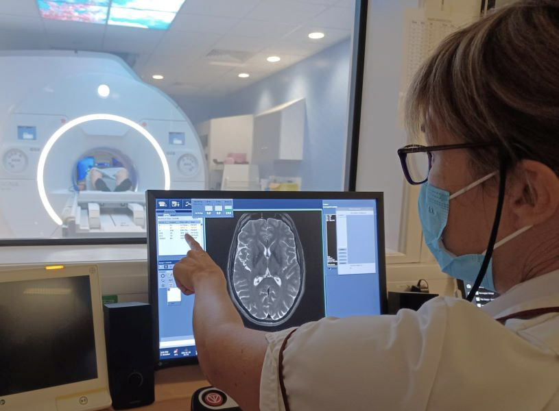 We provide imaging services, such as CT, ultrasound and MRI scanning in the community. You might be asked to attend Sawston Medical Centre or the mobile unit on the @CamBioCam.  orlo.uk/Ykl24 #Addenbrookes