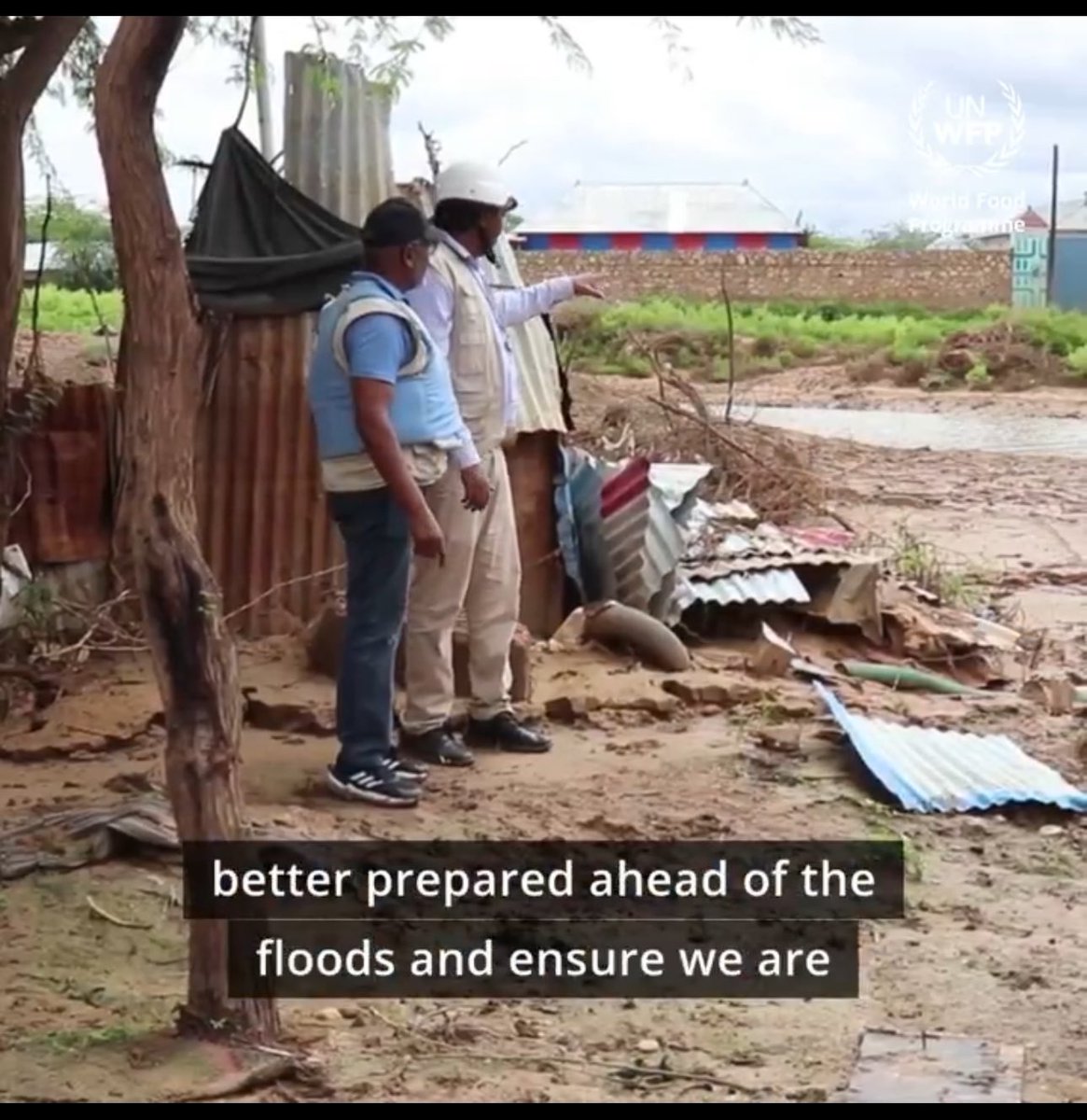 The National Disaster Management Agency @SoDMA_Somalia is carrying out early warning messaging to enable communities to prepare for floods in #Somalia with the support of #WFP.