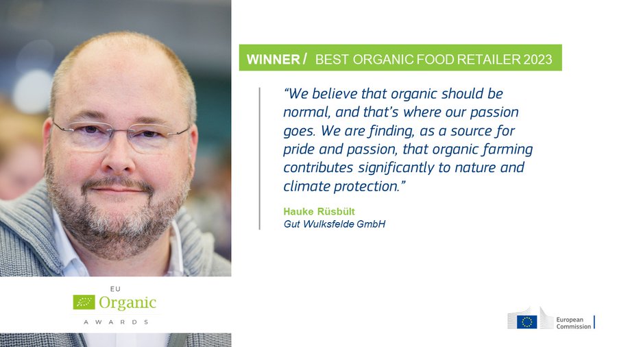 ⏰!! Last week to apply to the #EUOrganic Awards 2024!🏆🌱 

Last year, Gut Wulksfelde 🇩🇪 was awarded Best Organic Food Retailer. Learn more about what makes them special, be inspired and put your initiative forward   by 12 May 👉ow.ly/3jAJ50RvHsM 

#EUOrganicDay @EUAgri