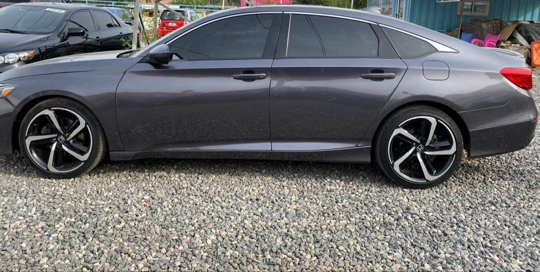*HONDA ACCORD SPORT* 2018 model Fully loaded Push start *NUB GEAR* Sunroof Alloy rims All sensors working Neat interior/exterior Ac working Engine never touched *160k* Slightly negotiable Tema Please retweet for me🙏🏿🥹❤️ Call or WhatsApp: 0505909989