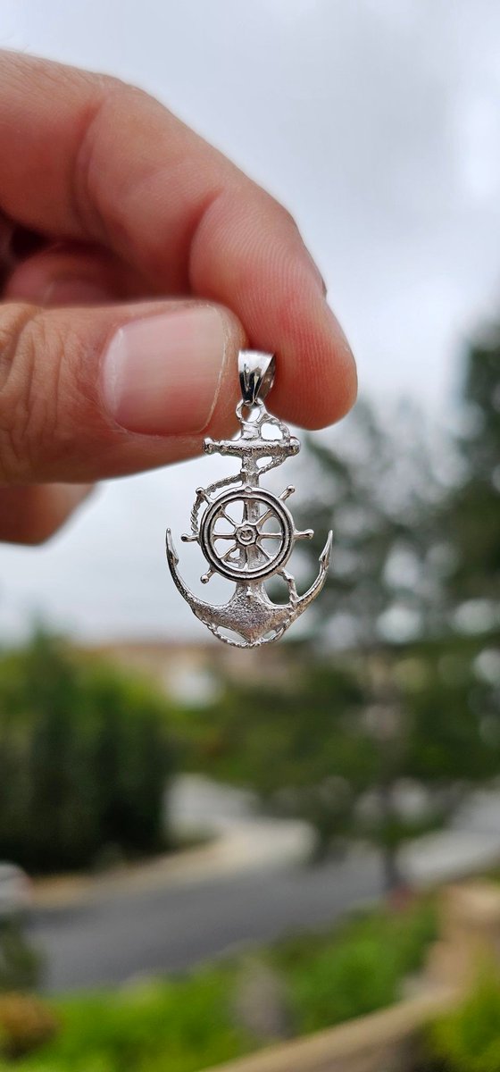 JewelsObsession's tweet photo. 14K Or 18K Gold Anchor And Wheel Pendant

Starting at $48.99

(Gold) https://t.co/hfmwOesS2I…

(Silver) https://t.co/HoSiqdJjlG…

30 Day Money Back Guarantee
Manufactured in the United States
Stamped - 925, 10K, 14K or 18K
Dimensions - 35 mm x 19 mm
Approx. Gram Weight:
14K Gold: 3.2 grams
18K Gold: 3.65 grams