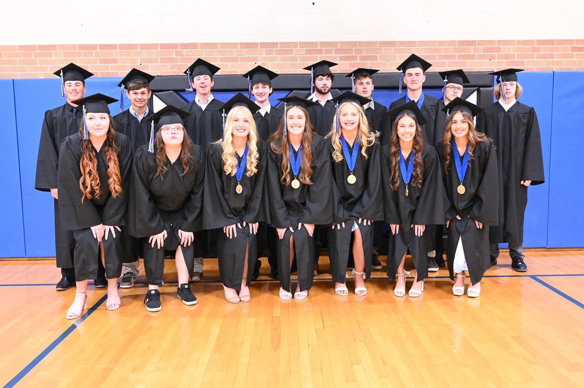 Overton’s Class of 2024! This class was special in so many ways ⭐️🎓🎊🦅 <a href="/OvertonEagles/">Overton Eagles</a>