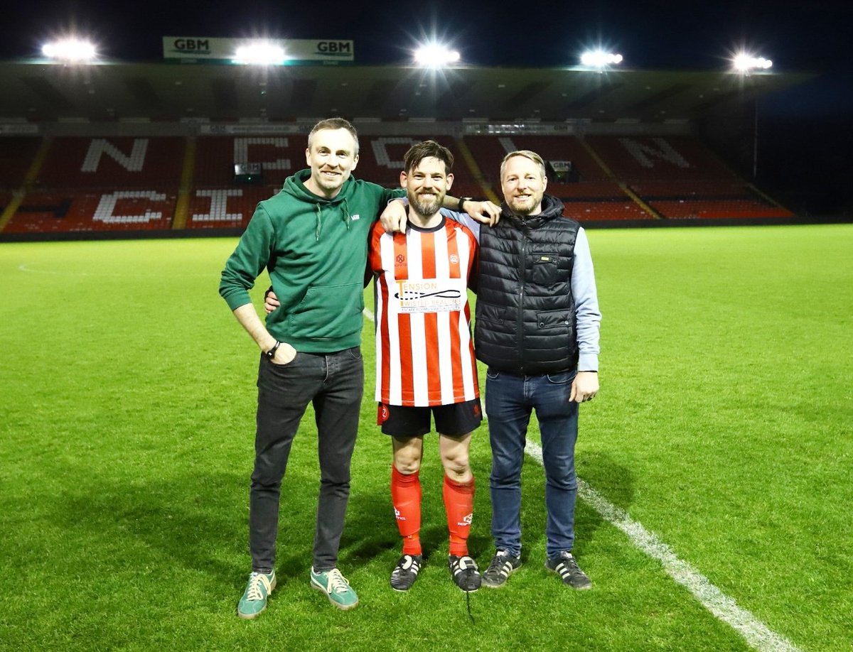 A massive thanks to the match sponsors <a href="/Evolvegeo_env/">evolvegeo-env</a> ❤️⚽️

They have supported our team for a number of years now and the kind sponsorship helps us put on these charity football matches .

📷 <a href="/Steve_W_Davies/">Steve W Davies photography</a>