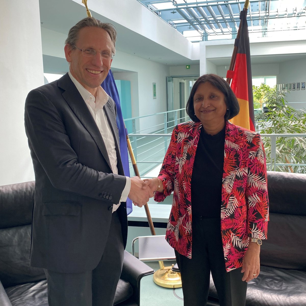 Excellent meeting today with #Germany's State Secretary @joergkukies. We discussed the need for an ambitious #IDA21 replenishment and I thanked him for Germany’s strong support for @WorldBank’s evolution and for being the first mover on hybrid capital. #IDAWORKS