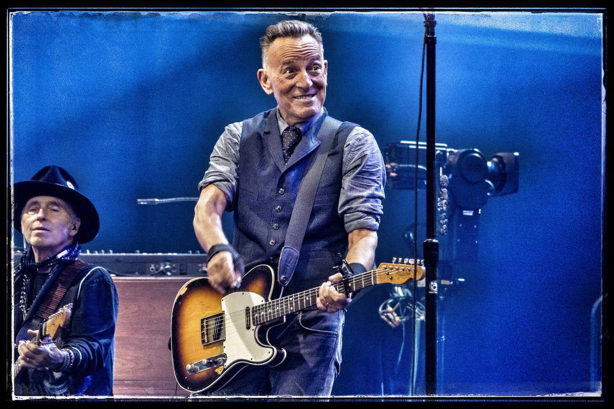 Geoff Robinson tweet media