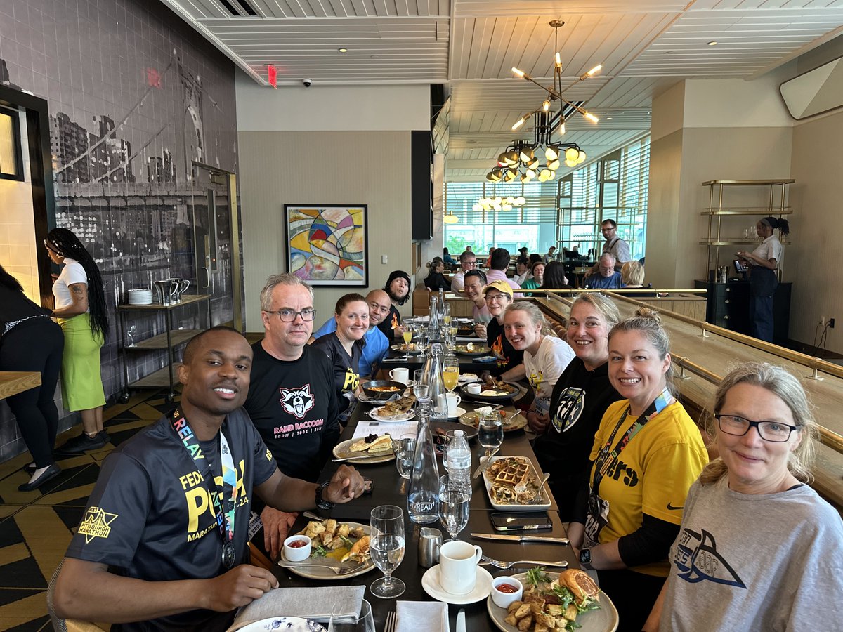 🏃‍♀️🏃‍♂️ Shoutout to Pitt ID's Feverish Feet, Contagion Chasers, and Actin Rockets for running the @PGHMarathon! These staff and faculty aren't just infectious diseases experts—they're road warriors, too! Congrats on crossing the finish line! 🏅  #MOVEPittsburgh #idpittstop