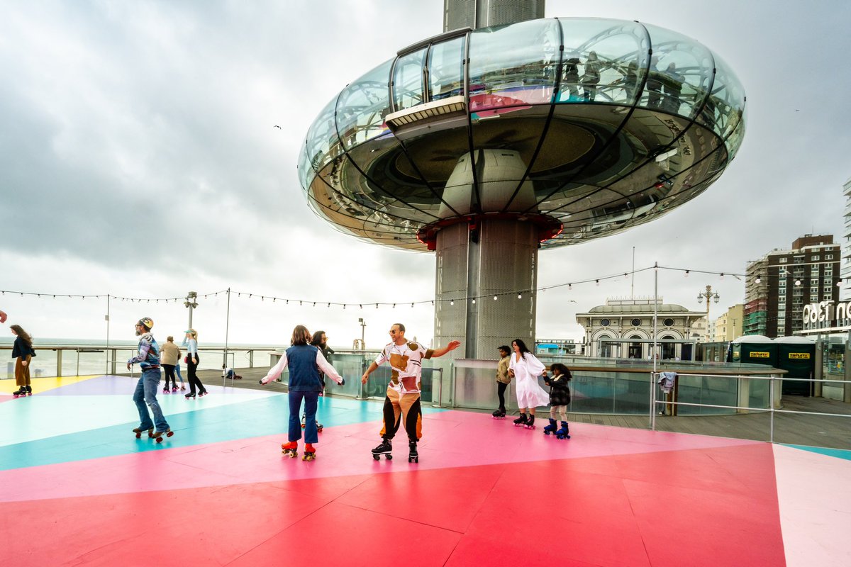 Skate 360 is now open! 🛼

#brightoni360 #rollerskating #brighton #visitbrighton #brightonandhove #brightonbeach #skatelife #skaterink