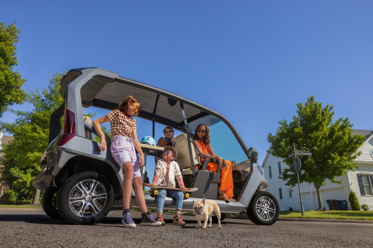 Join the Club Car CRU and ride with the whole family, even your furry friends!🐾💜 Experience adventures together with spacious comfort and reliable performance. Get ready to create lasting memories on the road: bit.ly/3UYnCFy