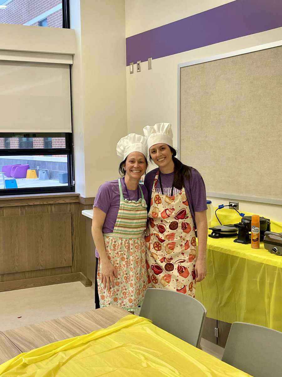 BWSDCoaches's tweet photo. Our teachers mean a waffle lot to us! 🧇🍓Happy Teacher Appreciation Week! https://t.co/LCNB4BYFUM