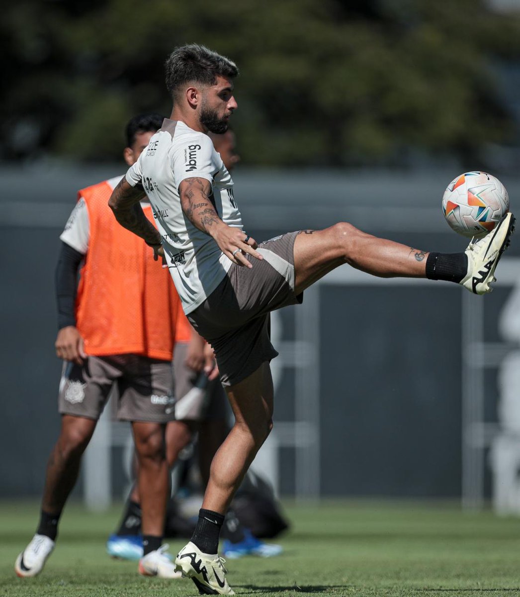 Preparação encerrada! 🔚 Amanhã tem Corinthians pela CONMEBOL Sudamericana! ⚽️ 🆚 Nacional-PAR ⏰ 19h (🇧🇷) | 18h (🇵🇾) 🏟️ Defensores Del Chaco 📸 Rodrigo Coca #VaiCorinthians