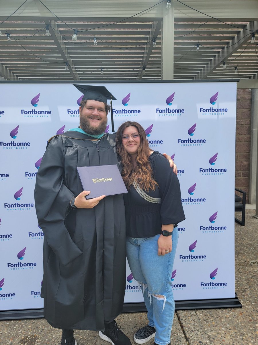CoachOFallon76's tweet image. I am very fortunate to have such a supportive family to help me along this journey! I can't wait to see where my next journey takes me! #family #mastered