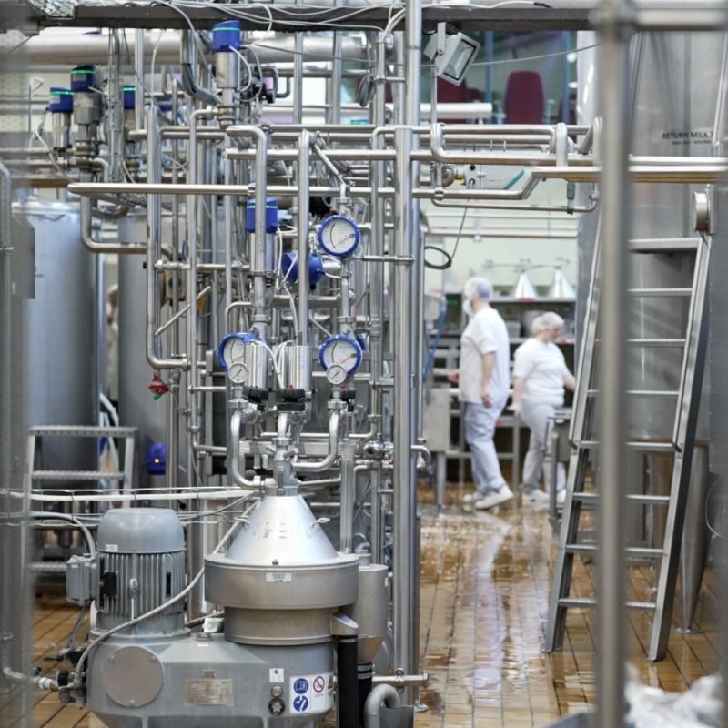 Discover how automation, precise process control and innovative technologies are transforming high-volume dairy production, optimizing resources, and enhancing product quality. Read article here fossanalytics.com/en/News-Articl… #automation #process #processcontrol #innovation #dairy
