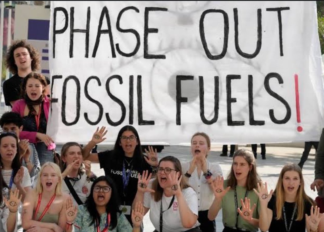 The end of the fossil fuel age is coming. It is unstoppable. Finance is essential to supercharge the shift & seize the benefits of resilient economies powered by renewables. Let’s keep working for the ambitious #ClimateAction that people & planet deserve.