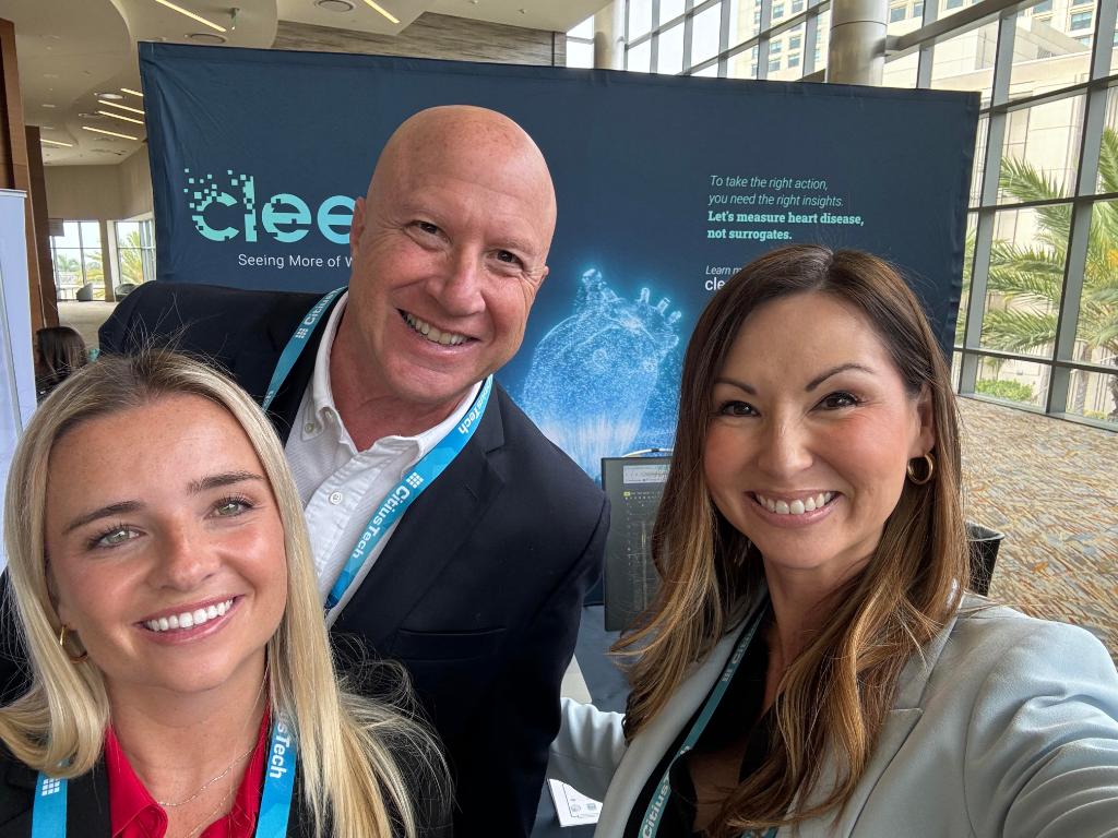 😃 Smiles all around as we reminisce on an unforgettable Practice Leadership Summit! A huge shoutout to @Rad_Partners for allowing us to showcase Cleerly's innovative approach to cardiac imaging analysis. Dive deeper into Cleerly's vision: cleerlyhealth.com/contact #YesCCT