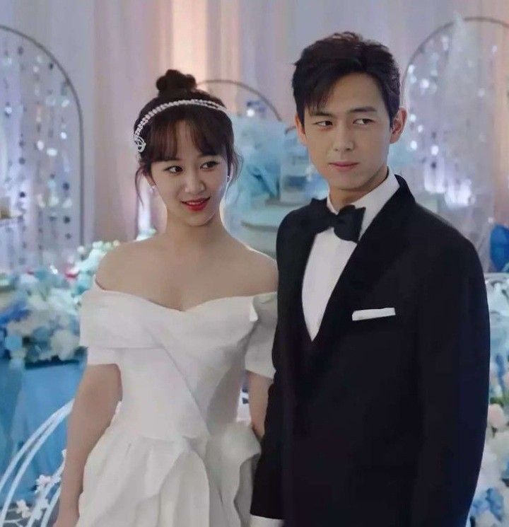 Li Xian and Yang Zi power Couple always wedding hope together again 🥹 

#Lixian #Yangzi #Xianzicouple 
#Flourishedpeony
#GoGosquid #Xianzi #Liyang