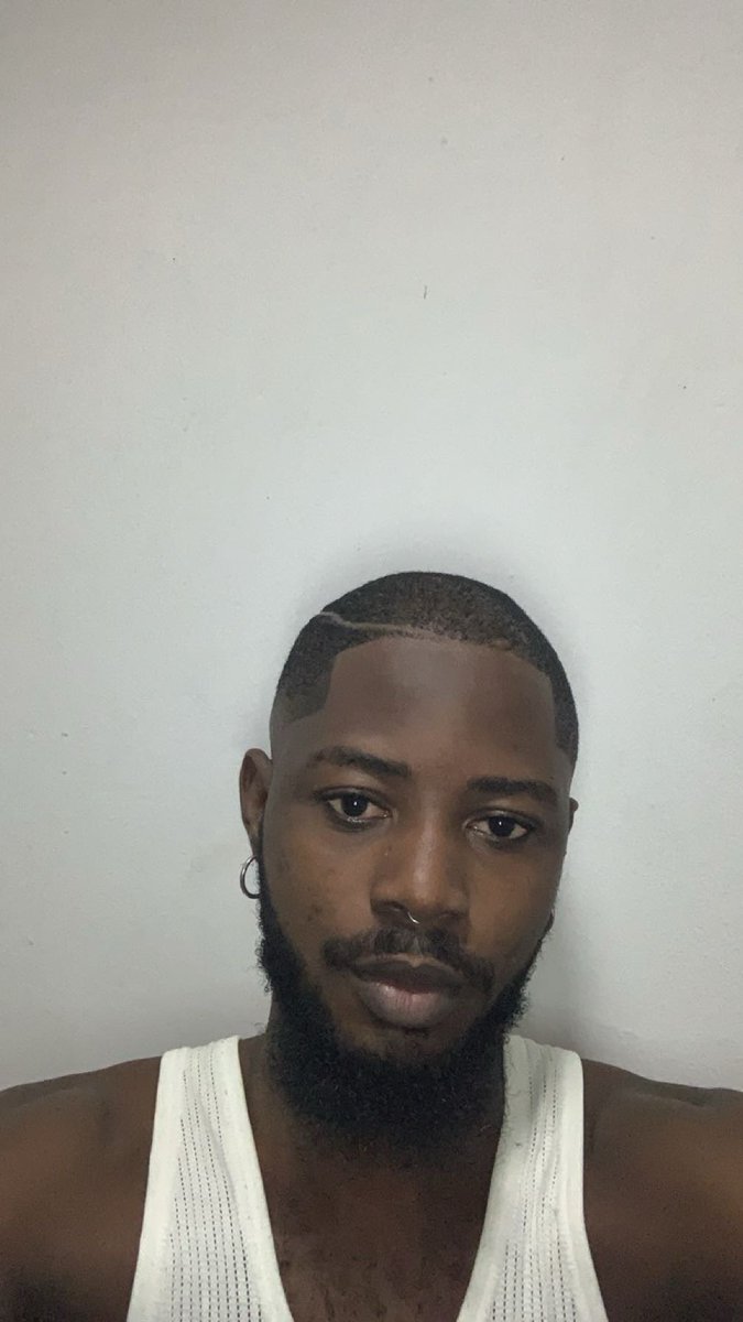 Man shares his new look after his barber did wonders.