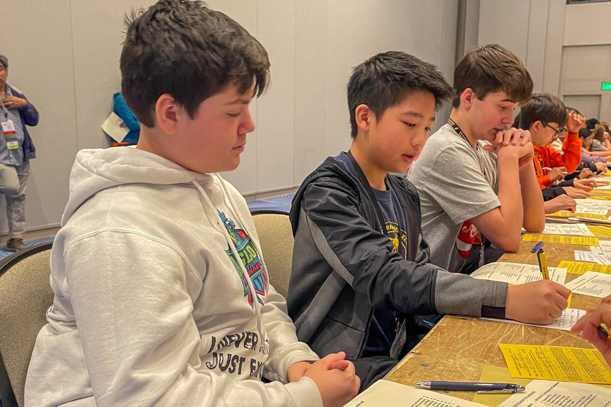 The Brother Martin Academic Games Team recently competed in the 2024 AGLOA National Tournament in Atlanta, GA. Great work, Crusaders! 👏❤️💛 Learn more on our website: loom.ly/2arRWIE #BMHSCrusaders #BEaCRUSADER