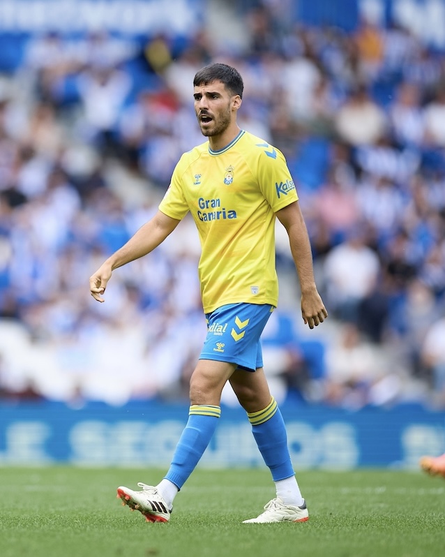 📸 @FabioGlez6 #RealSociedadLasPalmas #LaUniónHaceLasPalmas 💛💙 #LaUniónDePorVida