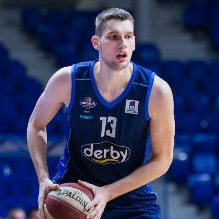 NEWS: Tomislav Ivisic, a skilled, 7-foot-1, 250-pound Croatian center from SC Derby, has committed to Illinois in 2024, a source told ESPN. Ivisic, a stalwart at the FIBA level, is having an excellent season in the Adriatic League. Twin brother of Arkansas' Zvonimir Ivisic.