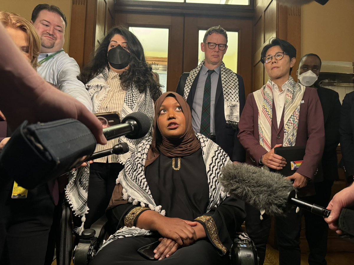 NDP MPPs @kristynwongtam and @JoelHardenONDP wore keffiyehs in the legislature today and rose to leave as the Speaker began to warn Harden. MPP Jama wore as well, and was named. The NDP is planning to use its opposition day next week on a keffiyeh motion.