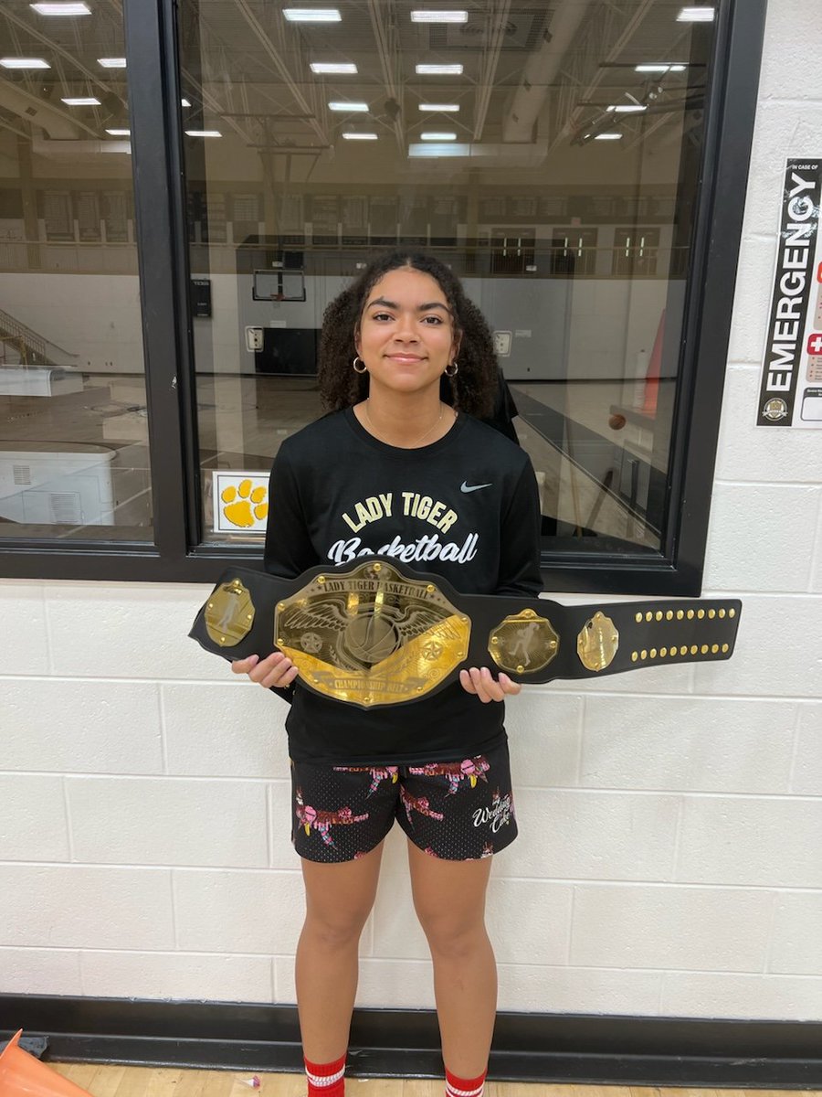 Congratulations to our @vitory_aintme for our current leader of The Championship Belt Challenge