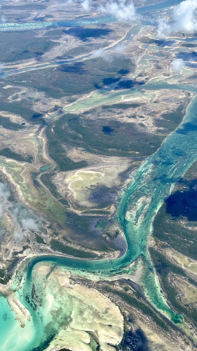 Bahamian aerial view 🇧🇸