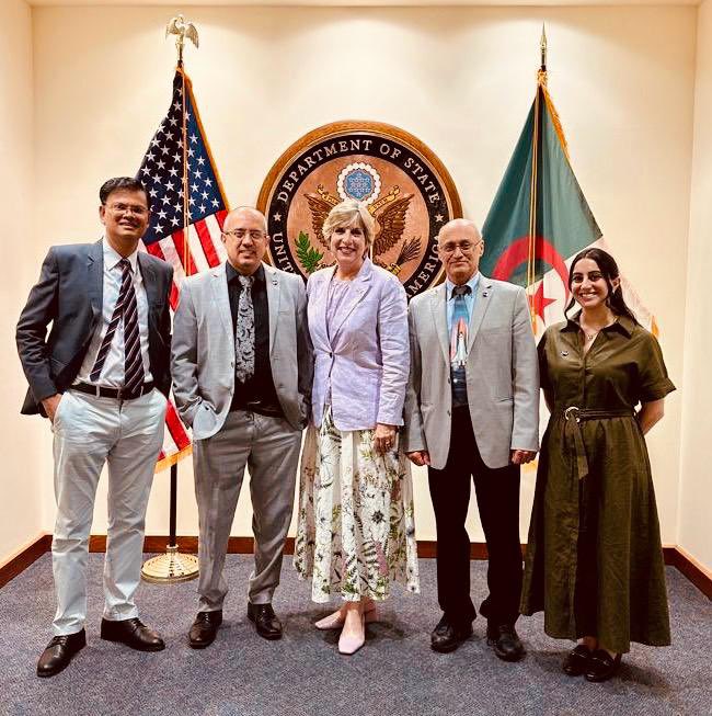 It is an honor to have members of NASA visiting 🇩🇿 discussing the future of global change cooperation . Together we’re reaching for the stars ✨ to create a greener, more sustainable world. 🌍