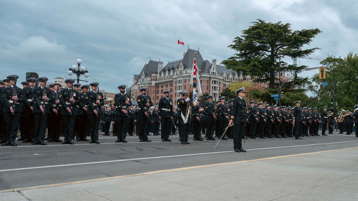 We Will Remember Them. Snapshots from the national #BattleoftheAtlantic ceremony which took place in Victoria, B.C. May 5 with a very special guest in attendance - the Commodore-in-Chief of Canadian Fleet Pacific, HRH, The Princess Royal. #CanadaRemembers #WeTheNavy 📸MARPAC IS