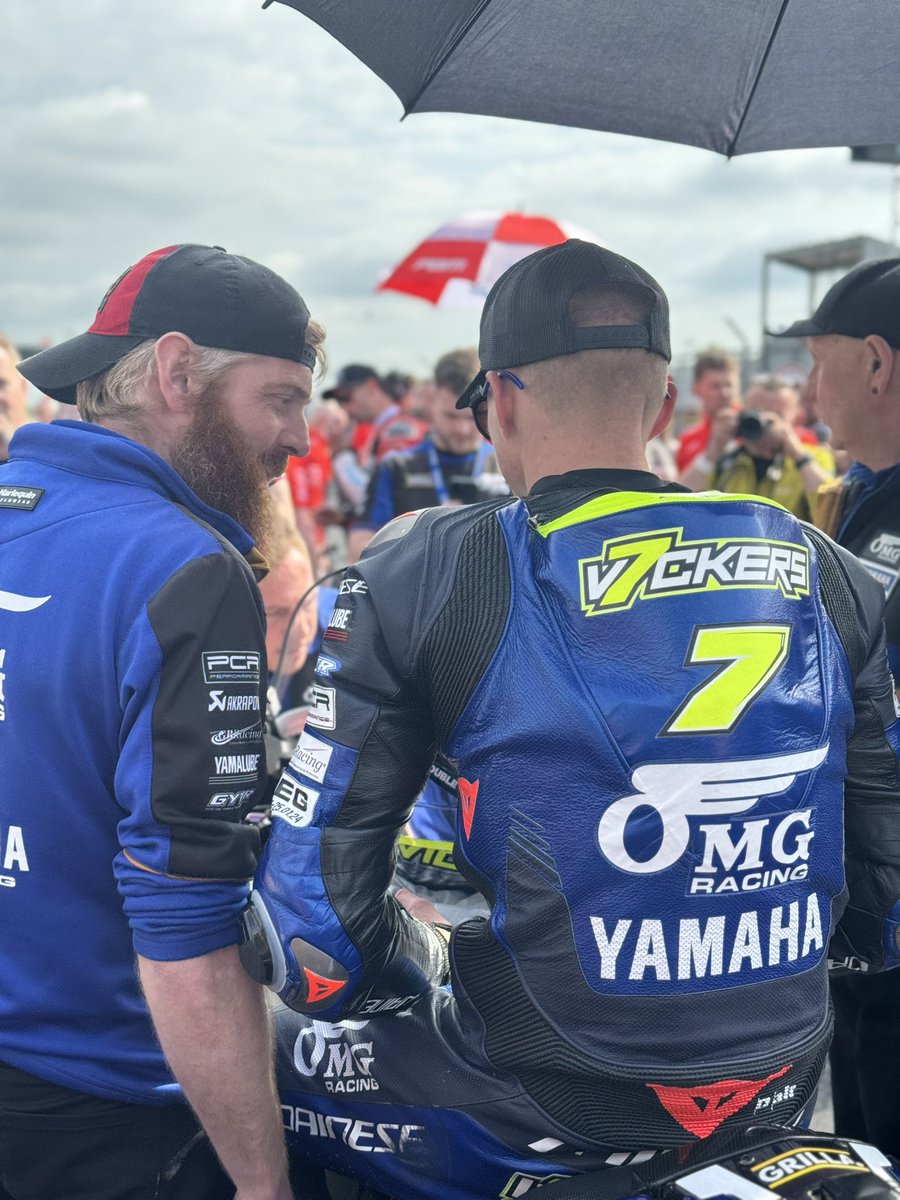 For one final time this weekend - let’s go racing! 🏁 #YamahaRacing #RevsYourHeart #WeR1