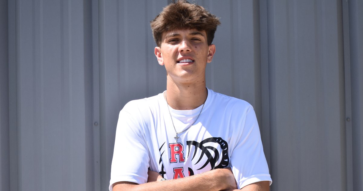 On Friday, I went out to @LMRamsFootball to visit with 2026 four-star QB @NoahGrubbsQB to get the latest on where things stand in his recruiting process. Notre Dame is a top contender for him ‼️🍀 Full update: on3.com/teams/notre-da…