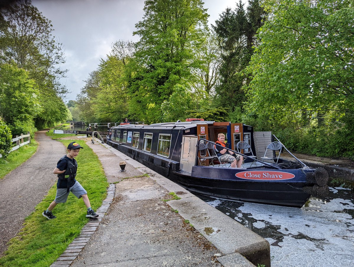 The first of our Young Carer groups of 2024 sets off this evening for a fun weekend away! We have several Young Carers trips running this year, giving these amazing youngsters a break from their caring duties at home #BoatHire #Charity #YoungCarers @CarersinHerts @ycherts