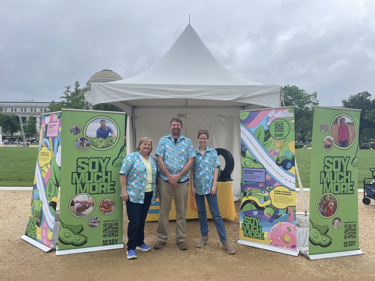 U.S. Soy is all set up for the 'Celebration of Modern Agriculture' at the National Mall in D.C. event!  🌱 Stop by & visit ASA & @UnitedSoy/Our Soy Checkoff at their booth May 6-8. #USSOY #AgOnTheMall