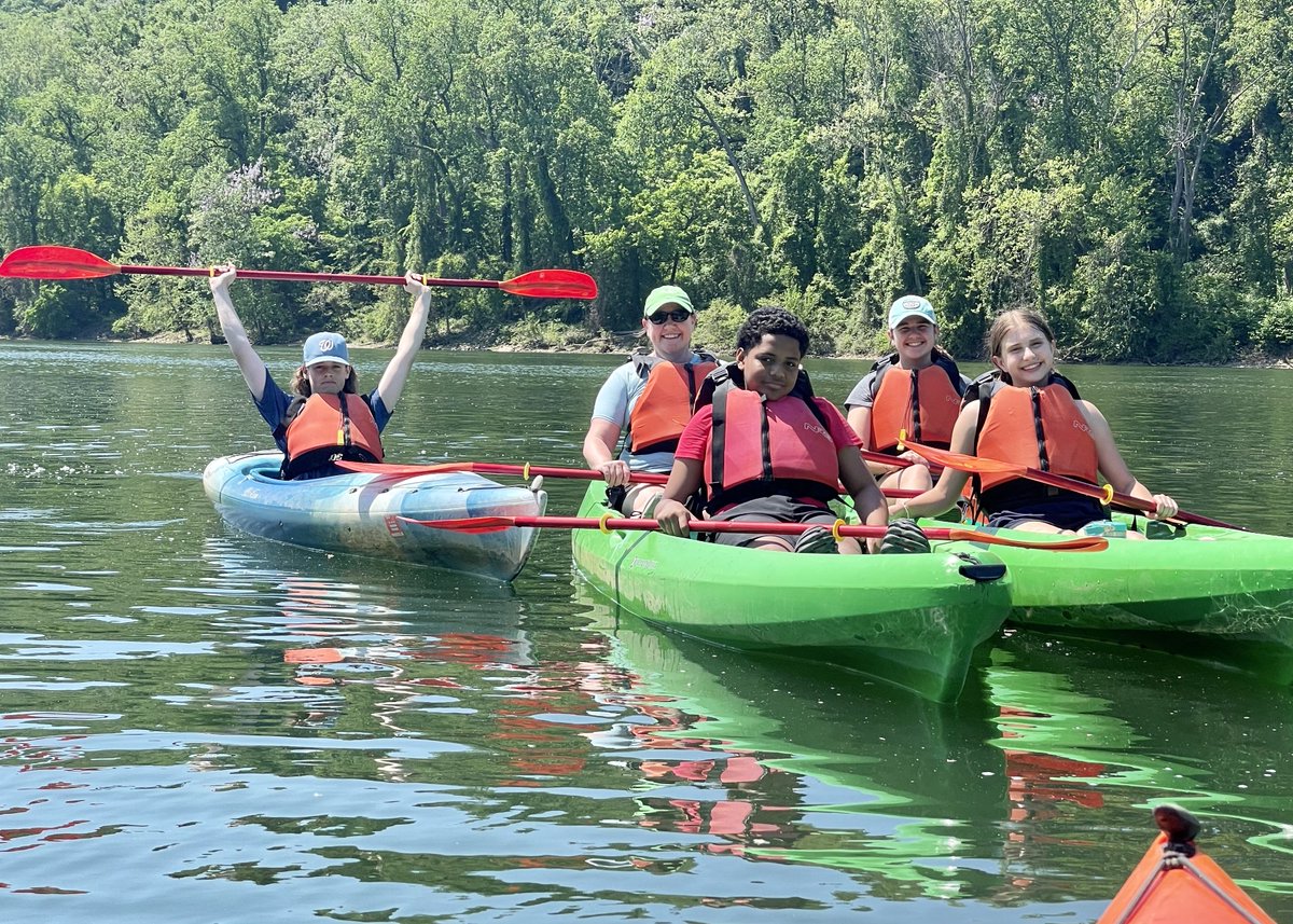Thank you <a href="/BoatingIn_DC/">Boating In DC</a> for an awesome final day of our <a href="/SSSASsaints/">St. Stephen’s and St. Agnes School</a> minicourse adventures! These Saints loved exploring the Potomac River from <a href="/FletchersCove/">Fletchers Boat House</a> boathouse!