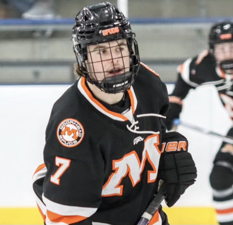 📈USHL Draft Target 🎯 Zac Zimmerman: Aggressive player in all three zones and great at 1v1 battles. ZZ shows great puck control in traffic and is terrific off contact. Led Moorhead in scoring with 44 points in 27 games as a freshman. 📸 @Romuald_Images